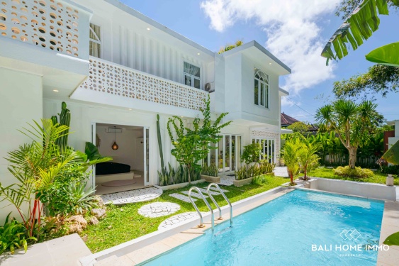 Image 2 from Modern 4 Bedroom Villa for Sale Leasehold in Bali Uluwatu