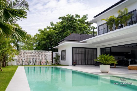Image 1 from Modern 4 Bedroom Villa for Sale & Rental in Bali Seminyak