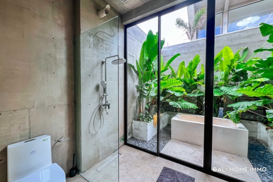 Image 18 from Modern 4 Bedroom Villa Near Melasti Beach – Private Tropical Living in South Bali