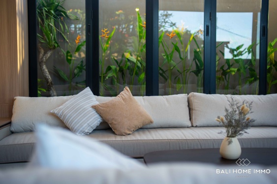 Image 2 from MODERN 4 BEDROOM VILLA WITH PANORAMIC OCEAN VIEW FOR SALE & RENT IN MELASTI