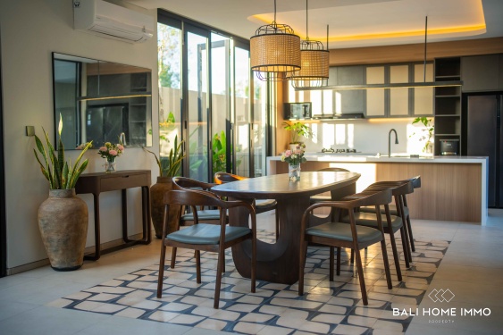 Image 5 from MODERN 4 BEDROOM VILLA WITH PANORAMIC OCEAN VIEW FOR SALE & RENT IN MELASTI