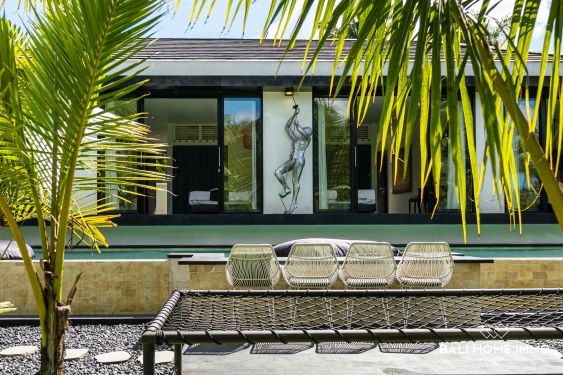 Image 2 from Villa moderne de 4 chambres avec jardin spacieux à vendre en leasehold à Bali Ubud