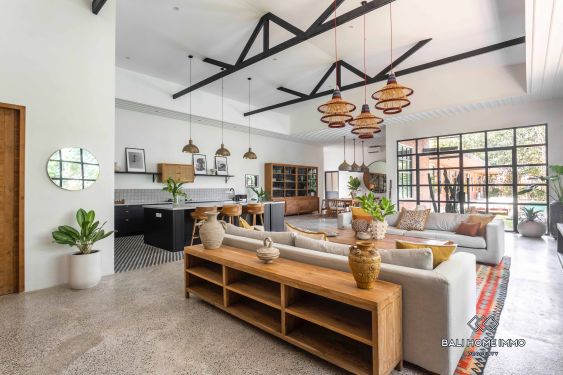 Image 6 from Dijual Sewa Vila Mewah 5 Kamar Tidur Modern di Pantai Pererenan