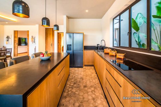 Image 9 from Villa moderne de 6 chambres avec vue sur les rizières à vendre à Umalas