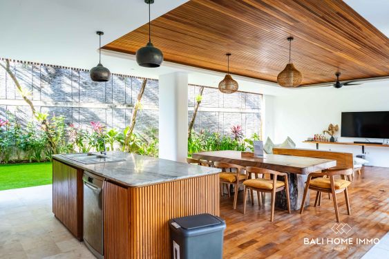 Image 8 from Modern Airy 4 Bedroom Villa for Sale in Prime Petitenget