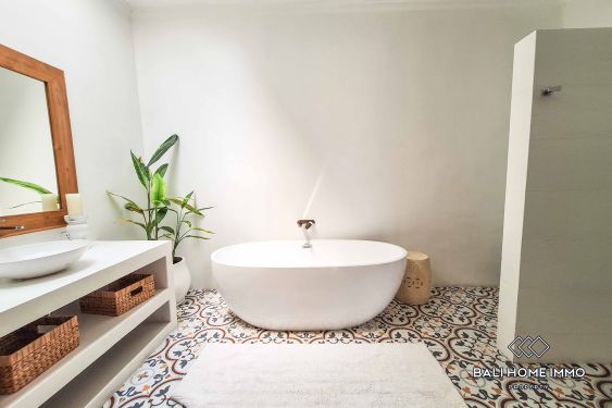 Image 15 from Disewakan Vila 4 Kamar dengan view sawah di Area Perumahan Seminyak