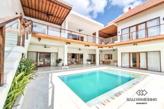 Image 1 from 4 Bedroom Villa with Ricefield view for Rent in Seminyak Residential Side