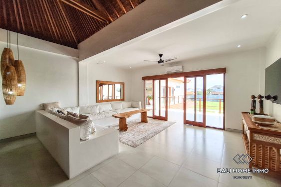 Image 5 from Disewakan Vila 4 Kamar dengan view sawah di Area Perumahan Seminyak