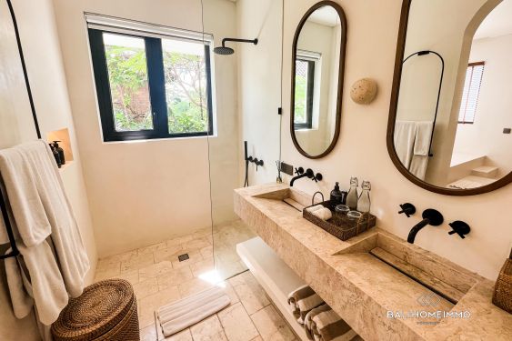 Image 16 from Contemporary 3 Bedroom Apartment with private pool for rent in Berawa