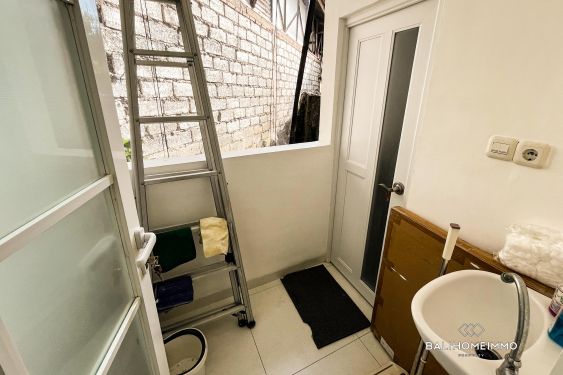 Image 7 from Ruang Komersial Modern Berperabotan Lengkap di Kuta