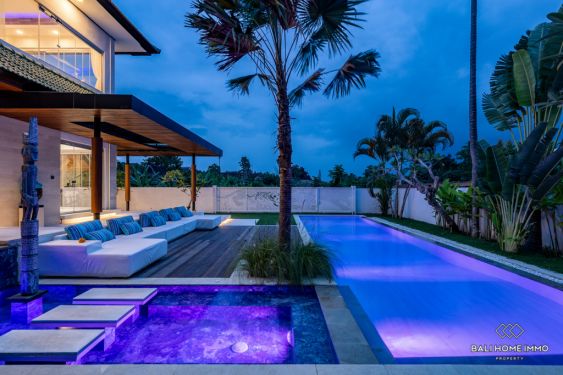 Image 2 from Villa moderne et luxueuse de 3 chambres à louer au mois à Bali Canggu Batu Bolong