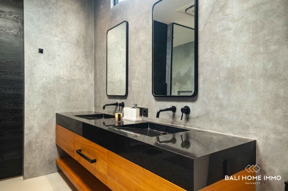 Image 17 from Vila 3 Kamar Tidur Mewah Modern untuk Disewakan di Bali Umalas