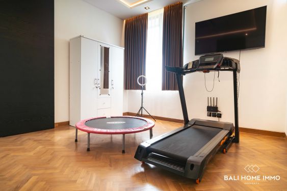 Image 11 from Vila 3 Kamar Tidur Mewah Modern untuk Disewakan di Bali Umalas