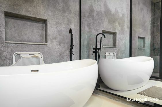 Image 19 from Vila 3 Kamar Tidur Mewah Modern untuk Disewakan di Bali Umalas