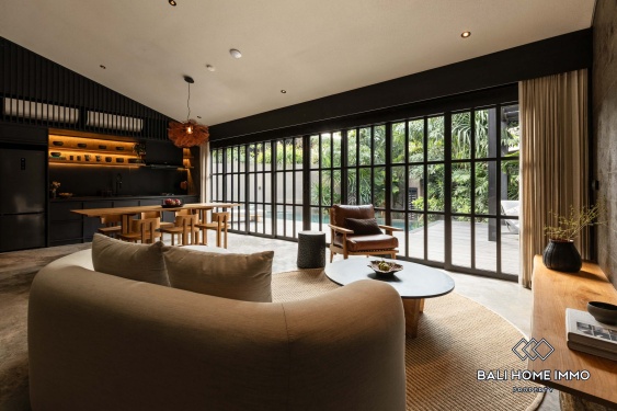 Image 4 from Villa de luxe moderne de 2 chambres à louer en bord de mer à Pererenan