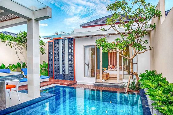 Image 3 from Balinese Style 14 Bedroom Villa for Rent in Bali Seminyak