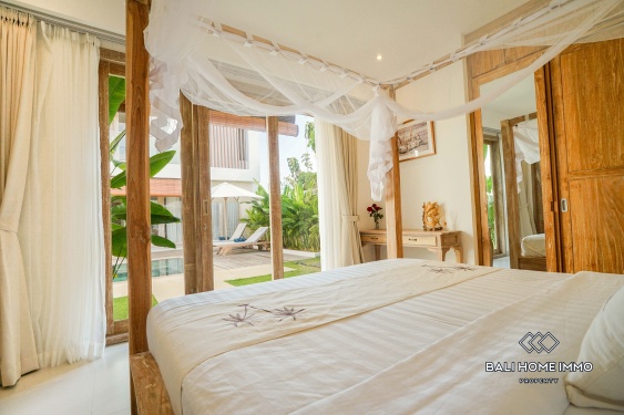 Image 7 from Modern Tropical 2 Bedroom for Sale Freehold Villa with Rooftop Jacuzzi Near Pandawa Beach