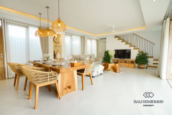 Image 8 from Modern Tropical 3 Bedroom Freehold Villa with Rooftop Jacuzzi Near Pandawa Beach