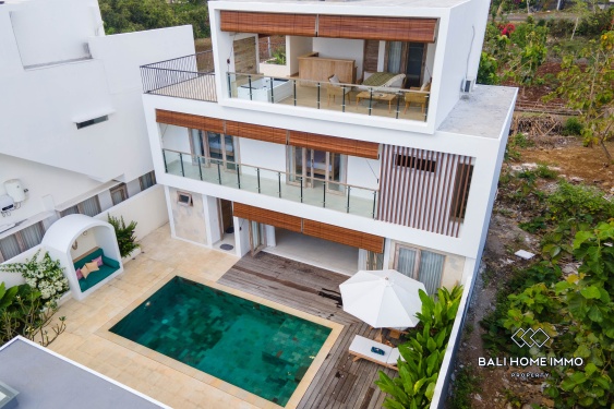 Image 3 from Modern Tropical 3 Bedroom Freehold Villa with Rooftop Jacuzzi Near Pandawa Beach