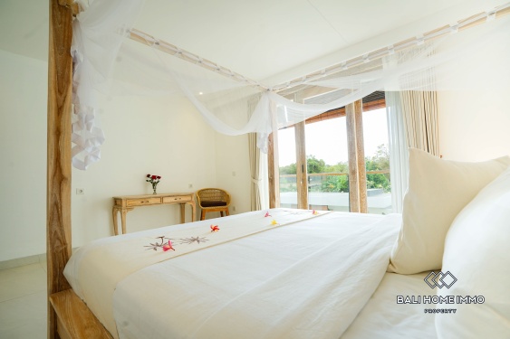 Image 12 from Modern Tropical 3 Bedroom Freehold Villa with Rooftop Jacuzzi Near Pandawa Beach