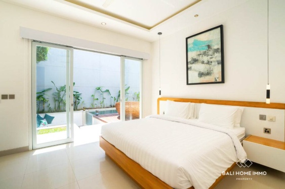 Image 3 from Modern Tropical 3 Bedroom Villa for sale in Seminyak