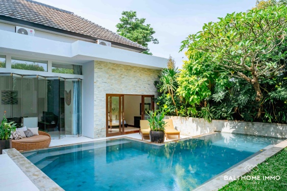 Image 2 from Modern Tropical Luxury Villa For Sale Freehold in Uluwatu - Balangan