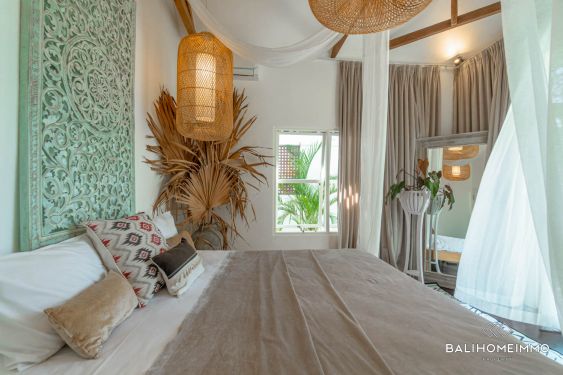 Image 9 from Villa moderne avec 2 chambres et bureau à vendre à Pererenan