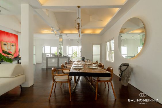 Image 6 from Villa moderne avec 2 chambres et bureau à vendre à Pererenan