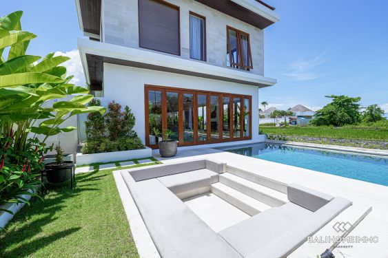 Image 1 from près de la plage, villa de 3 chambres à vendre en location-vente à Bali Cemagi