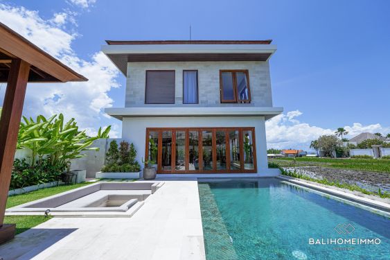 Image 2 from près de la plage, villa de 3 chambres à vendre en location-vente à Bali Cemagi