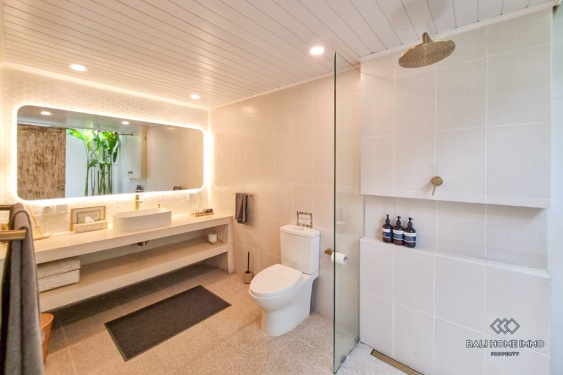 Image 18 from Près de la plage Villa de 2 chambres à vendre en bail à Bali Canggu Batu Bolong-Echo Beach