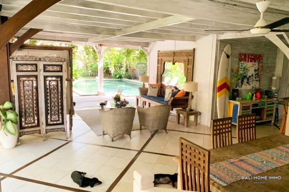Image 6 from Villa Dekat Pantai 4 Kamar Disewakan di Bali Canggu Berawa