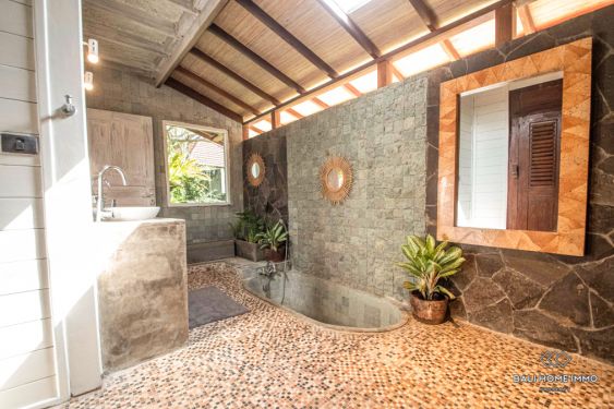 Image 20 from Villa Dekat Pantai 4 Kamar Disewakan di Bali Canggu Berawa