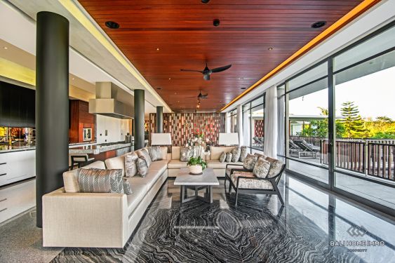 Image 8 from Villa Dekat Pantai 6 Kamar Dijual di Bali Gianyar