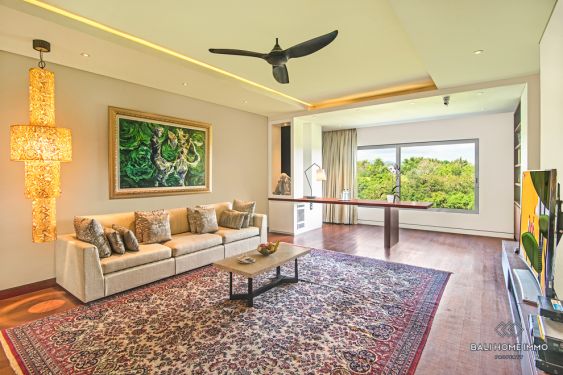 Image 12 from Villa Dekat Pantai 6 Kamar Dijual di Bali Gianyar