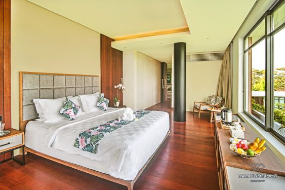 Image 18 from Villa Dekat Pantai 6 Kamar Dijual di Bali Gianyar