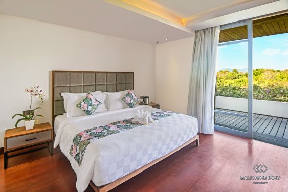 Image 20 from Villa Dekat Pantai 6 Kamar Dijual di Bali Gianyar