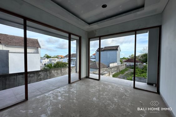 Image 19 from VILLA 4 KAMAR TIDUR YANG HAMPIR SELESAI DIJUAL DENGAN HAK MILIK DI UNGASAN