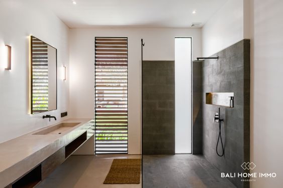 Image 18 from Villa neuve de 5 chambres avec jardin à louer à Canggu Babakan