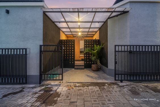 Image 11 from Dijual Villa 1 Kamar Tidur yang Baru Direnovasi Disewakan di Bali Umalas