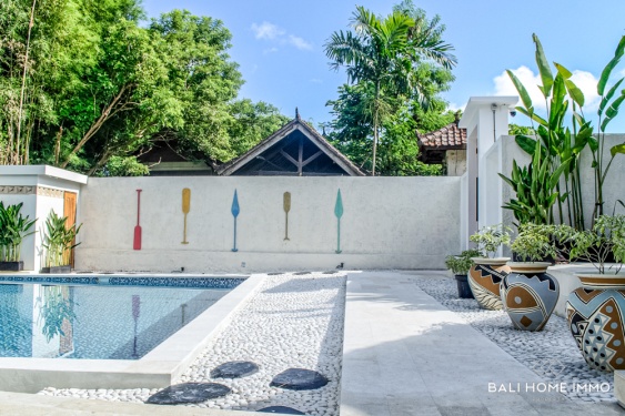 Image 2 from VILLA LUAS 2 KAMAR YANG BARU DIRENOVASI UNTUK DIJUAL DENGAN HAK MILIK DI UNGASAN