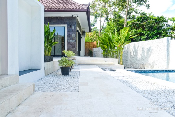 Image 6 from VILLA LUAS 2 KAMAR YANG BARU DIRENOVASI UNTUK DIJUAL DENGAN HAK MILIK DI UNGASAN