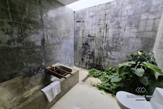 Image 13 from Villa de 2 chambres récemment rénovée à vendre à Ungasan