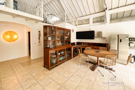 Image 3 from Newly Renovated 2 Bedrooms + 1 Kids room Villa in Umalas