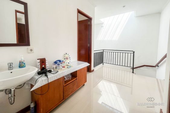 Image 15 from Newly Renovated 3 Bedroom Villa for Rent in Bali Kerobokan