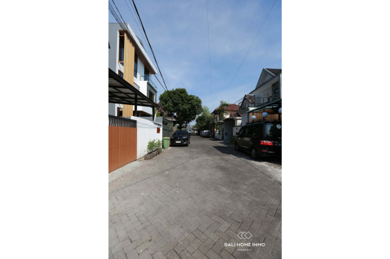 Image 17 from Villa de 3 chambres récemment rénovée à vendre à Seminyak, Bali