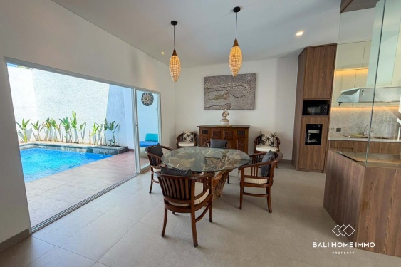 Image 2 from Villa 3 Kamar yang Baru Direnovasi Dijual di Seminyak Bali