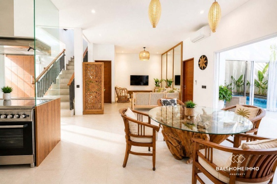 Image 1 from Villa 3 Kamar yang Baru Direnovasi Dijual di Seminyak Bali
