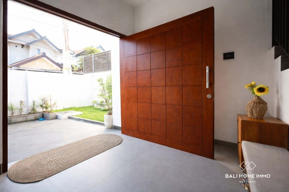 Image 16 from Villa 3 Kamar yang Baru Direnovasi Dijual di Seminyak Bali