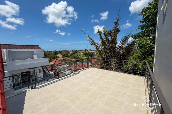 Image 13 from Villa 4 Kamar yang Baru Direnovasi Dijual di Seminyak Bali